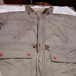 GREAT OUTDOORS BY CORTEX QUALITY OUTERWEAR LARGE BEIGE MENS COAT HOOD INSIDE